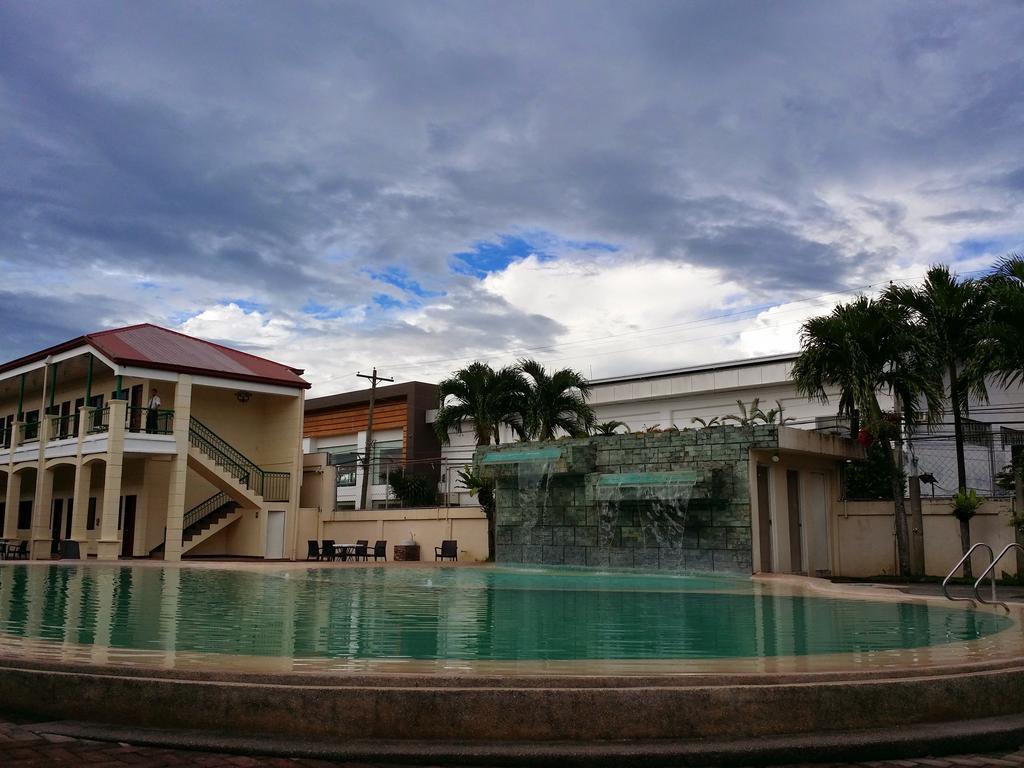 Dottie'S Place Hotel & Restaurant Butuan City Exterior foto